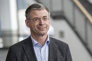 Portrait Prof. Dr. Ralf Grüttemeier, Vizepräsident für Forschung und Transfer