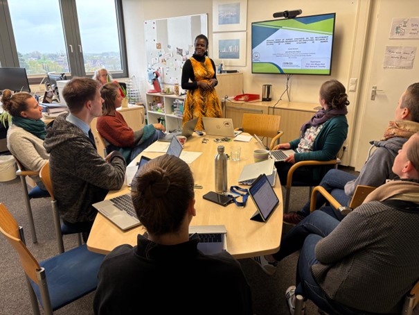 Presentation of results in the colloquium of the research methods group