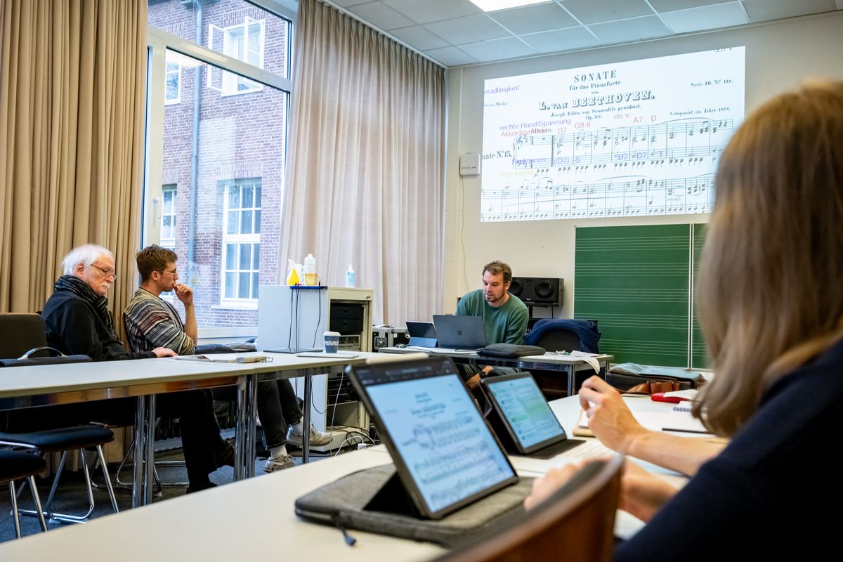 Institute of Music, Musicology, Teacher Training, Music, Media