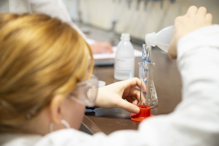 Schüler*innenwettbewerb "Chemie in Aktion, Teilnehmende