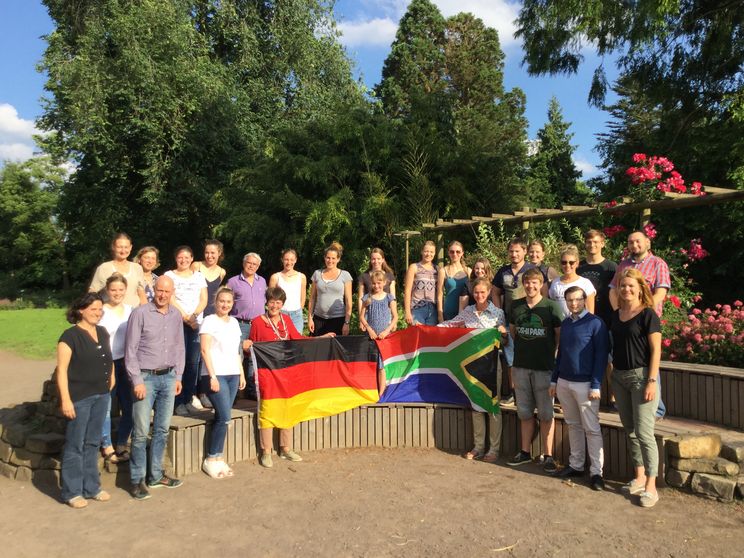 Gelebte Kooperation: Schulleiterin Leonie Jacobsen besucht die Biologiedidaktik im Sommer 2018