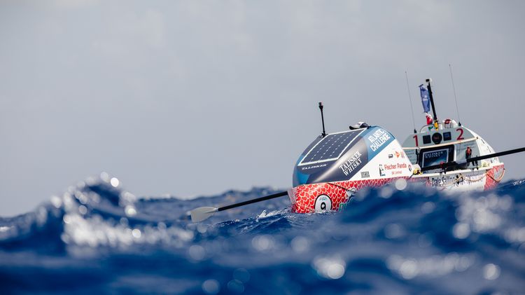 Mit Booten wie diesem stellen sich wagemutige Ruderer der Herausforderung, den Atlantik zu überqueren [Foto: Talisker Whiskey Atlantic Challenge].