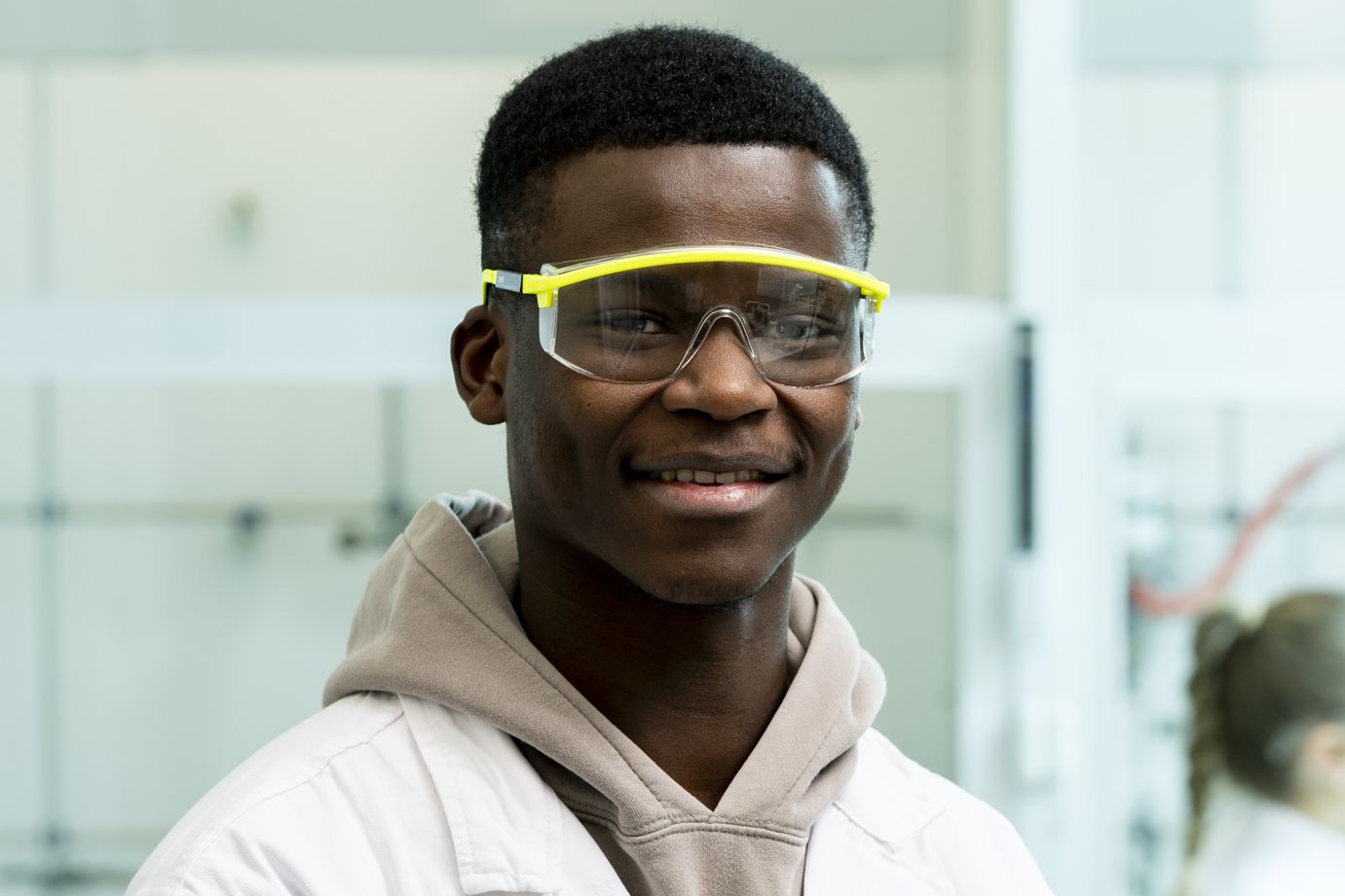 Studieren − und sich politisch engagieren. Ein Interview mit Chemiestudent Suraj Mailitafi. 