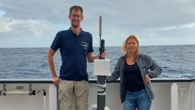 Dr. Jochen Wollschläger and Dipl.-Ing. Daniela Voß in front of the deployment of one of the five Argo floats [Photo: Julie Belot].