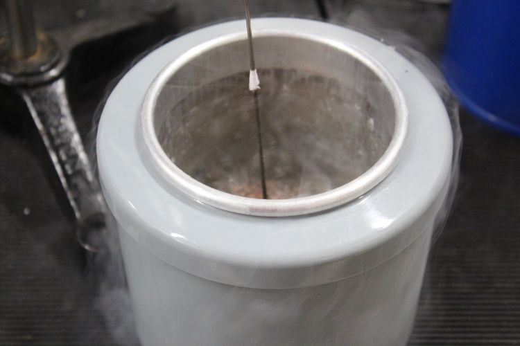 Photograph of a calorimeter vessel