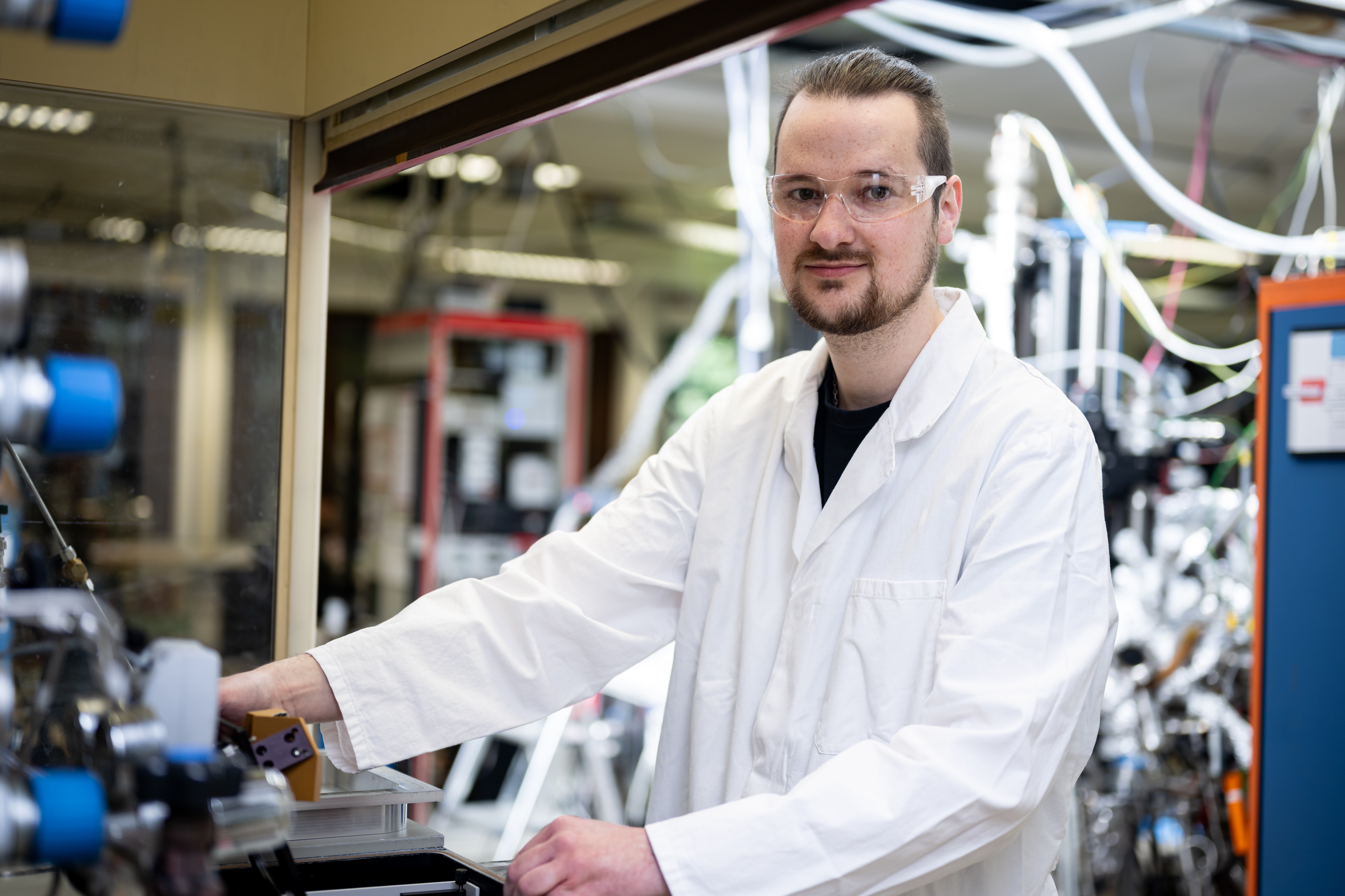 Oliver Johannesen erhält Kekulé-Stipendium für nachhaltige Katalyseforschung