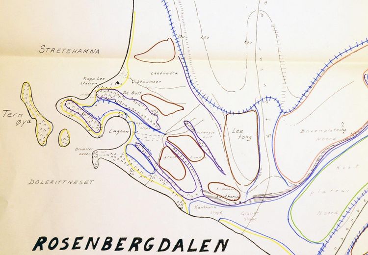 Hand-drawn map of the surroundings of Rosenbergdalen on Edgeøya, Svalbard Archipelago.