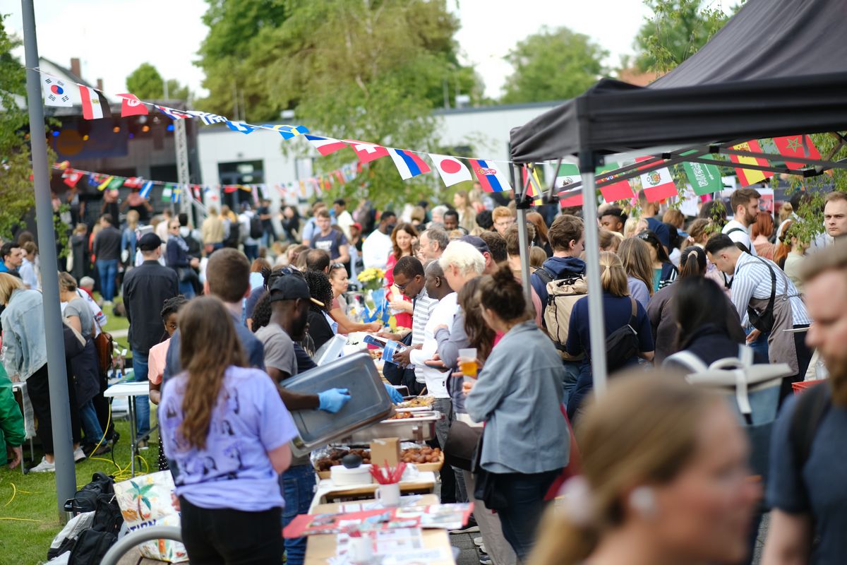 International Summer Festival 2024: International ambience