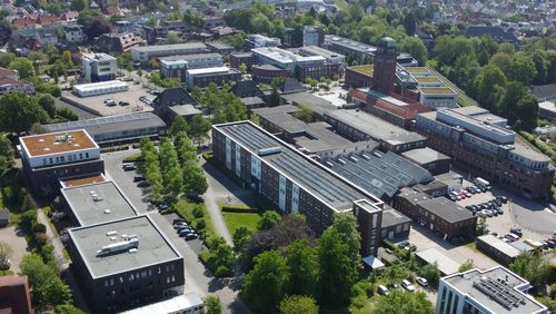 Luftbild des Stadtviertels um die Alte Fleiwa in Oldenburg.