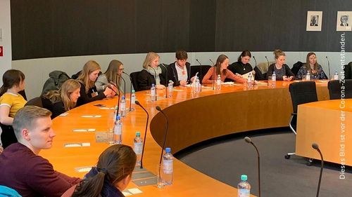 [Translate to English:]