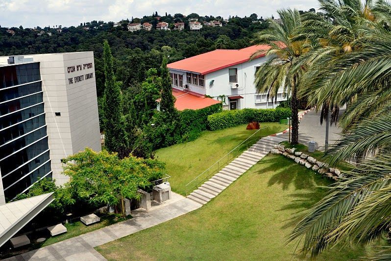 The Oranim college library and arts complex