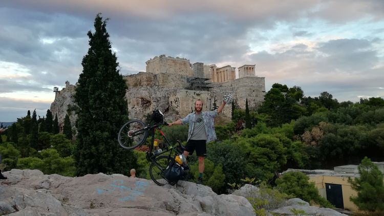 Lennart Zembsch on his cycling tour to Greece