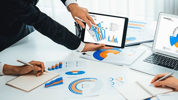 R – Software und Tools für Financial Data Analytics