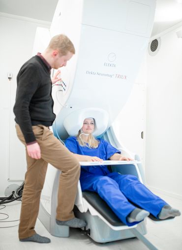 research, photographer Lukas Lehmann, photojournalist, brain activity, laboratory, Lukas Lehmann, MEG, magnetic field, medicine, Oldenburg, university, www.lukaslehman.de