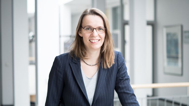 Portrait photo of Astrid Nieße