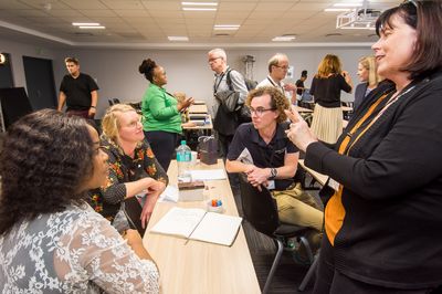 Diskussion während des Forschungssymposiums an der Nelson Mandela University (2022)