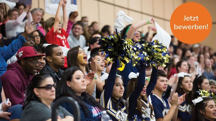 Bild jetzt bewerben von der CSUMB, Cheerleader 