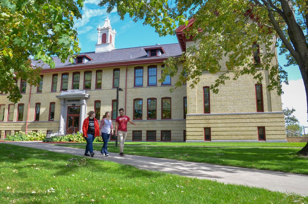 Justin Kimmerle, Morgan Steffens and Victoria Pounder on the St. Cloud campus (Fall 2019).