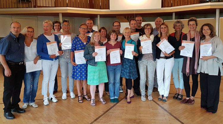 Absolvent_innen Qigong-Klasse 24
