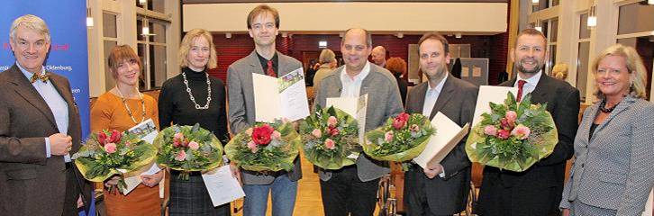 UGO-Vorsitzender Michael Wefers, PreisträgerInnen Katrin Ratz, Prof. Dr. Corinna Hößle, Prof. Dr. Dirk Albach, Dr. Klaus Bernhard von Hagen, Andreas Günther, Hans Gerhard Holtorf sowie Vizepräsidentin Prof. Dr. Gunilla Budde