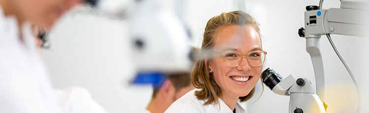 Modellstudiengang Humanmedizin
1. Fachsemester über Hochschulstart